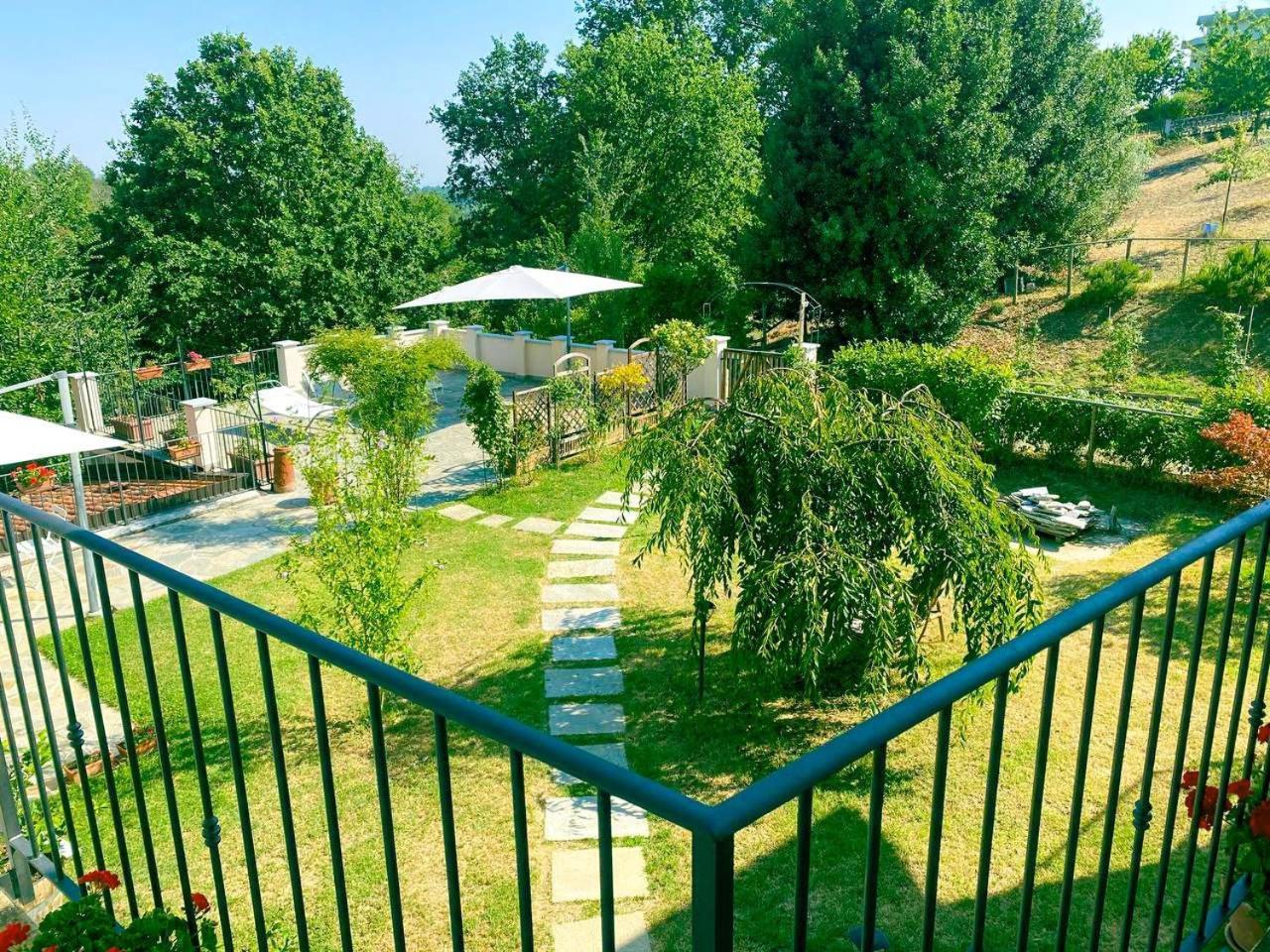 Cascina Spazio Indaco Castagnole Monferrato Екстериор снимка