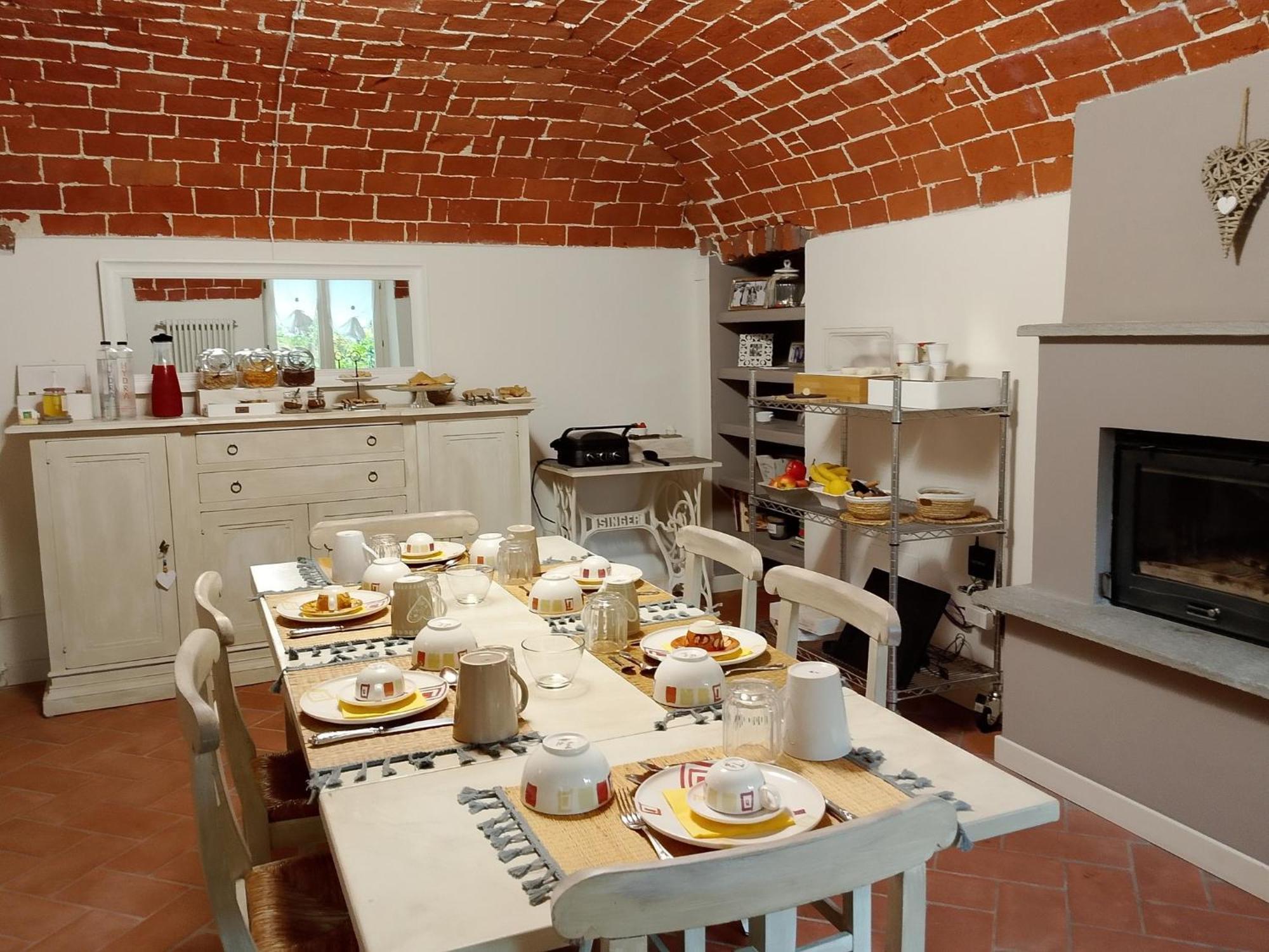 Cascina Spazio Indaco Castagnole Monferrato Екстериор снимка